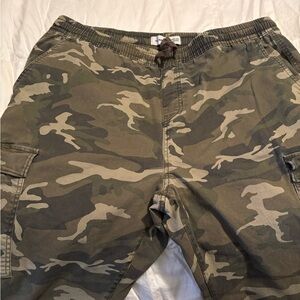 Old Navy Men's Camouflage Cargo Pants - Olive/Tan